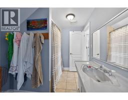 23 ERIE Avenue N - 37