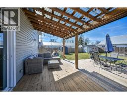 23 ERIE Avenue N - 39