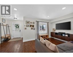 23 ERIE Avenue N - 8