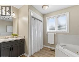 43 ARDWOOD Place - 32