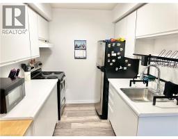 60 DONLY Drive S UnitNo. 101 - 14