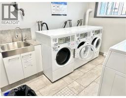 60 DONLY Drive S UnitNo. 101 - 21