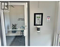 60 DONLY Drive S UnitNo. 101 - 4