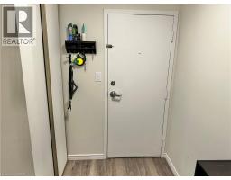 60 DONLY Drive S UnitNo. 101 - 6