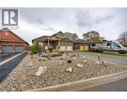 21 KELLY Drive - 33