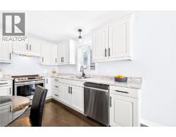 20 LINDA Crescent - 12