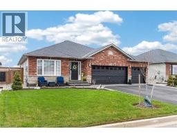 20 LINDA Crescent - 2