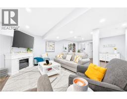 20 LINDA Crescent - 26