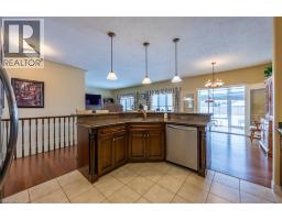 44 FOREST WOOD Drive - 21