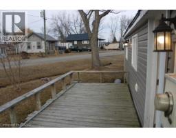 1030 LAKESHORE Road - 11