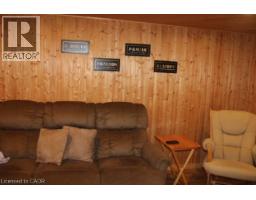 1030 LAKESHORE Road - 5