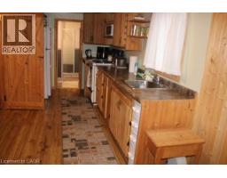 1030 LAKESHORE Road - 6