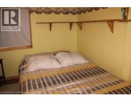 1030 LAKESHORE Road - 8