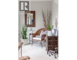 284 GREENBRIAR Road - 26