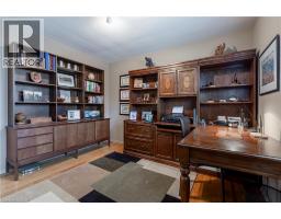 284 GREENBRIAR Road - 33