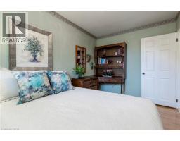 284 GREENBRIAR Road - 34
