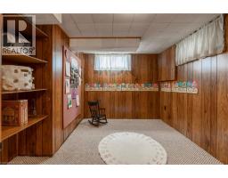 284 GREENBRIAR Road - 39