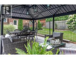 284 GREENBRIAR Road - 45