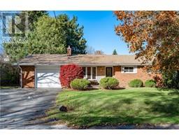 375 CLARENDON Drive - 1