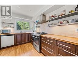 375 CLARENDON Drive - 12