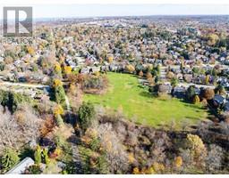 375 CLARENDON Drive - 39
