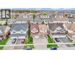 18 DONNENWERTH Drive - 3