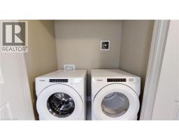 2250 SOUTHPORT Crescent - 15