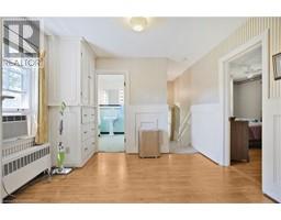 48 GARNER Road W - 24
