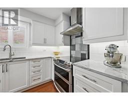 62 VALRIDGE Drive - 12