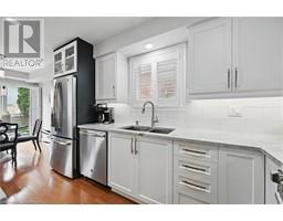62 VALRIDGE Drive - 13