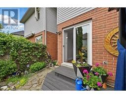 62 VALRIDGE Drive - 44