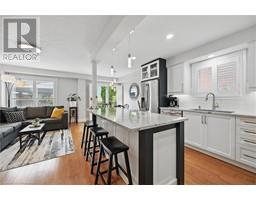 62 VALRIDGE Drive - 9