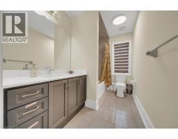 1161 UPPER THAMES Drive - 33
