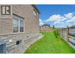 1161 UPPER THAMES Drive - 44