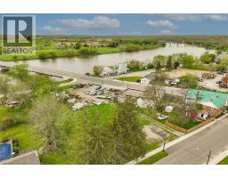 3 CAYUGA Street S - 1