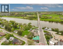 3 CAYUGA Street S - 4