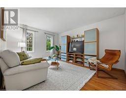 444 BURNETT Avenue - 17