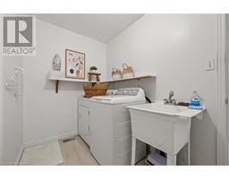 444 BURNETT Avenue - 19