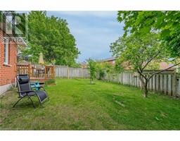 444 BURNETT Avenue - 39
