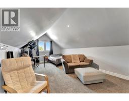 855 WOOD Drive - 22