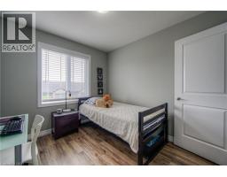 741 HOLLINGER Avenue - 21