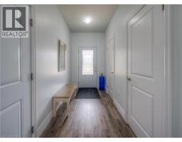 741 HOLLINGER Avenue - 4