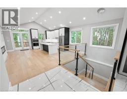 276 MAUSSER Avenue - 11