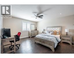 10 HARPER Boulevard - 31