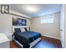 10 HARPER Boulevard - 38