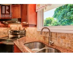 18 MARSHALL Avenue - 13