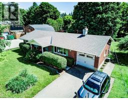 18 MARSHALL Avenue - 33