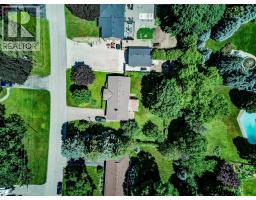 18 MARSHALL Avenue - 38