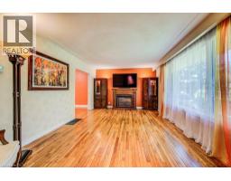 18 MARSHALL Avenue - 8