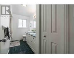 30 GLENGARY Crescent - 24